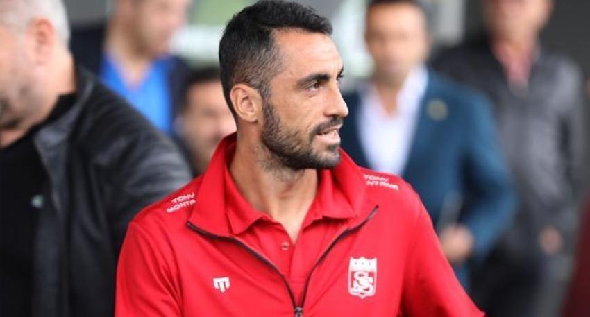 Okan Buruk'un transfer listesi deşifre oldu! Galatasaray 5 sol bek bir 8 numarayla masaya oturdu