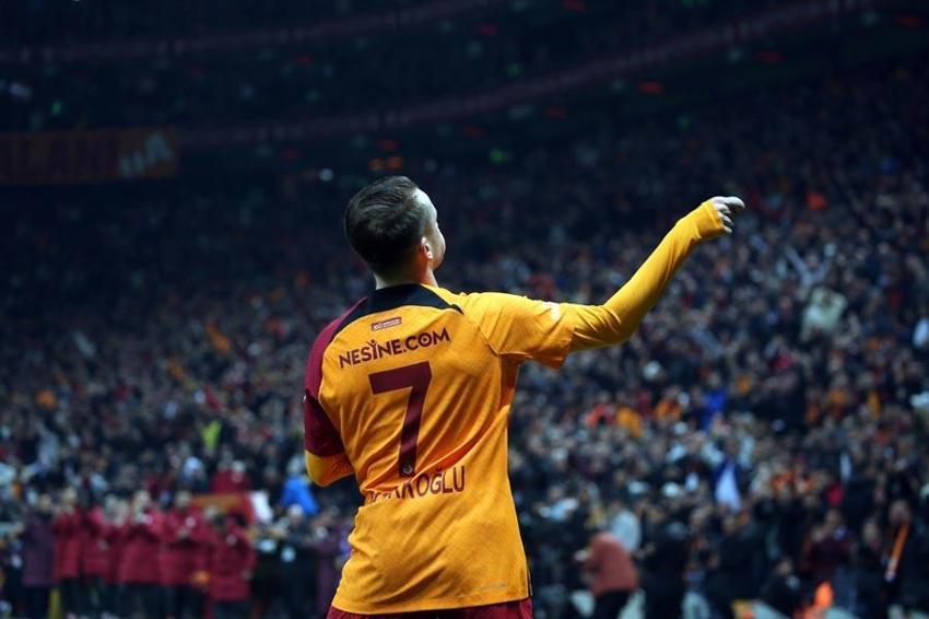 Dursun Özbek'ten Gattuso'ya: Zaten oynatmıyorsunuz bize verin Okan Buruk parlatsın