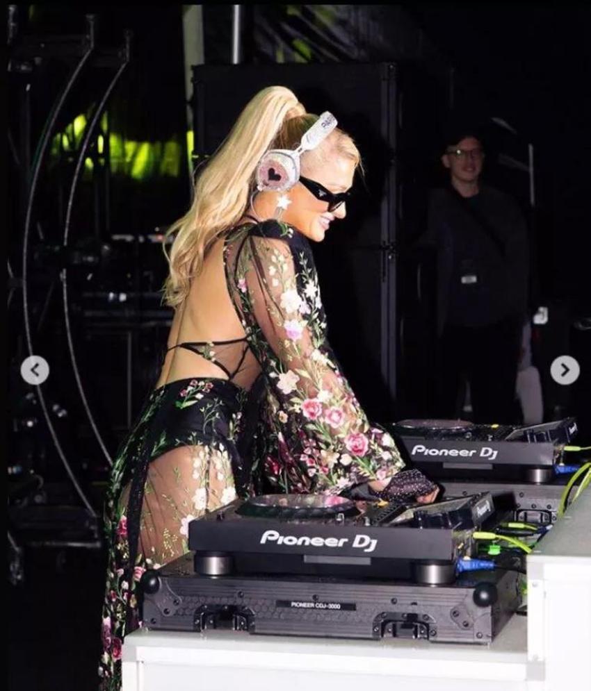 Paris Hilton anne oldu! Haberi sosyal medyadan duyurdu