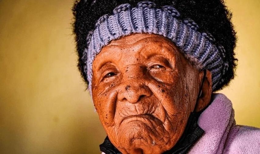 Dünyanın en yaşlı insanından herkese altın öneri! Bu iki besini her gün tüketin