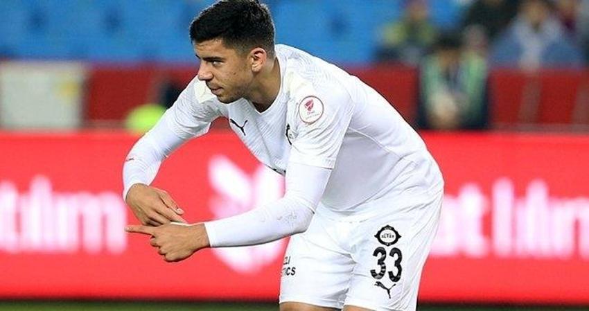 Eski dost Dzemaili'den Galatasaray yönetimine transfer kıyağı: Alın 10 yıl stoper sorunu yaşamayın