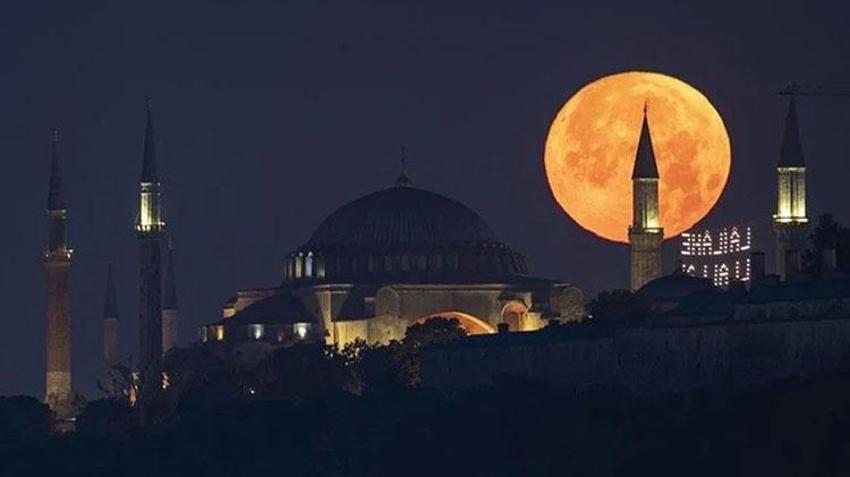 Regaip Kandili önemi nedir? Regaip Kandilinde ne olmuştur? Diyanet Regaip Kandili önemi, anlamı ve fazileti!