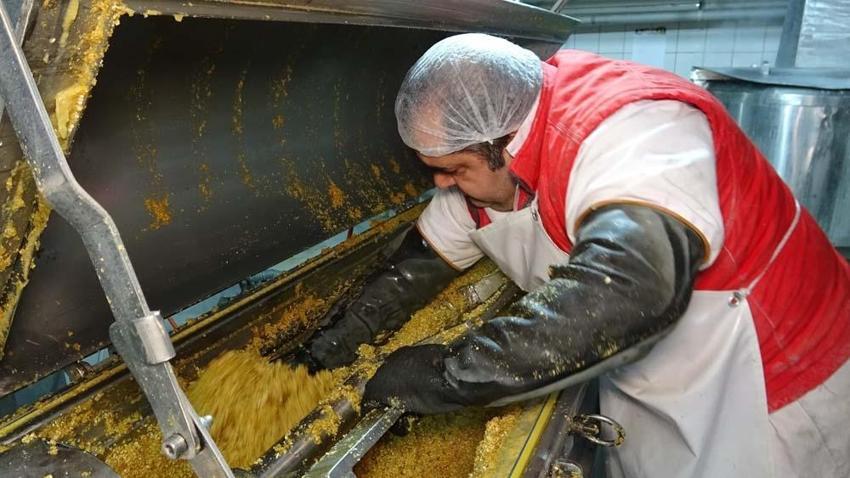 Soğuk kış gecelerinin derinlerinden gelen ses: Bozacı