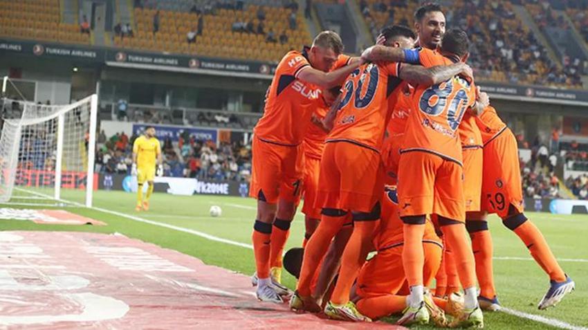 Emre Belözoğlu'lu Başakşehir'in kasası doldu taştı! 5 oyuncunun satışından inanılmaz gelir