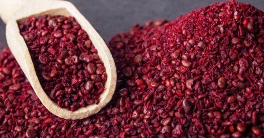 Akdeniz'in şifalı baharatı öksürüğü 1 günde kesiyor! Koyu kırmızı rengi iştah açıyor