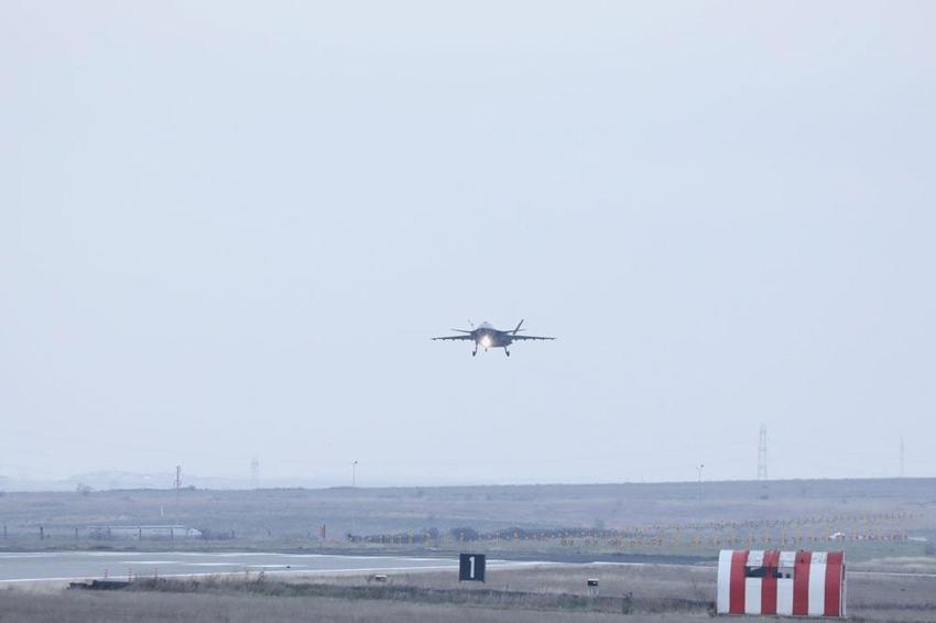 Selçuk Bayraktar: Bayraktar TB3 ve Kızılelma muharebe tarihinde devrim yapacak