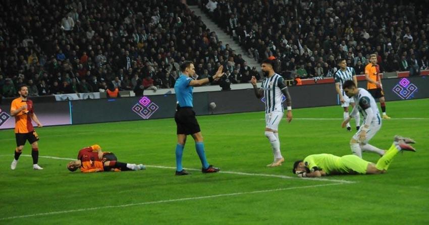 Çotanak'ta ilklerin akşamı! Dubois, Rashica ve Yunus Akgün ilk gollerini attı Galatasaray 10'da 10 yaptı