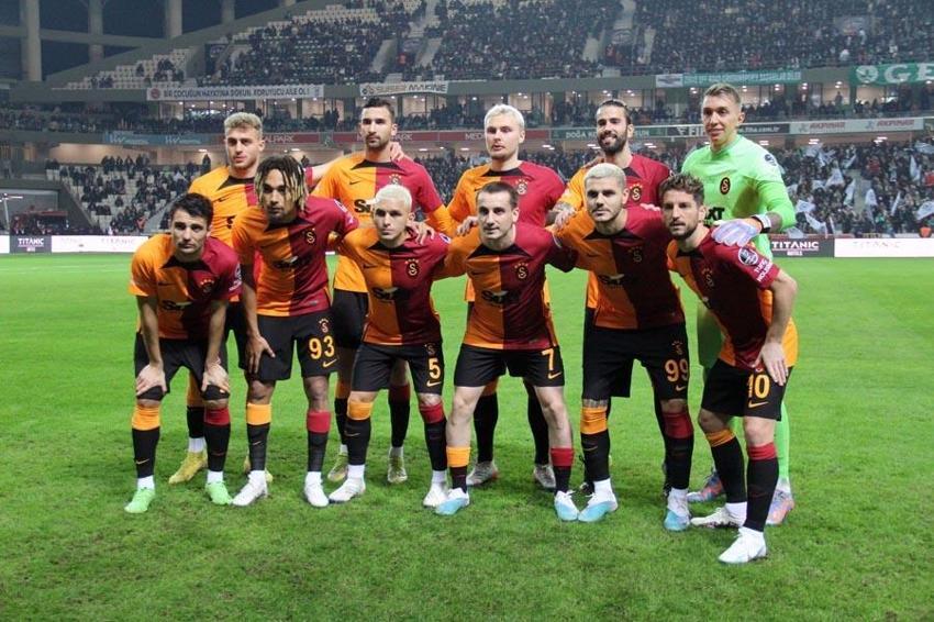 Çotanak'ta ilklerin akşamı! Dubois, Rashica ve Yunus Akgün ilk gollerini attı Galatasaray 10'da 10 yaptı