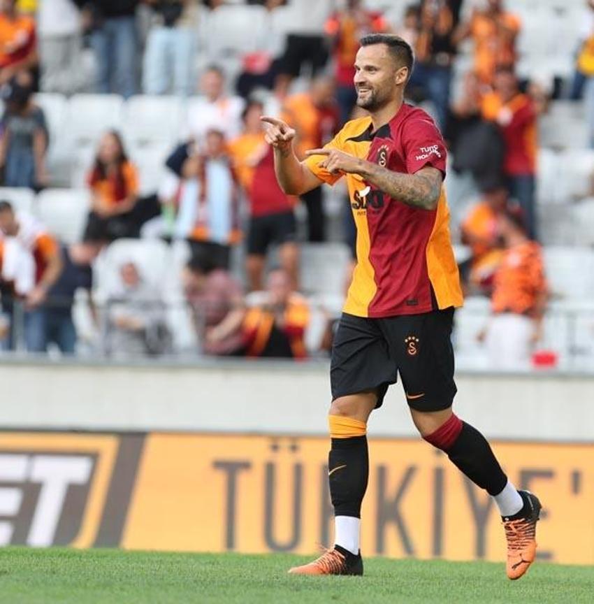4-0'ın ardından Galatasaray'da ayrılık! İtalyan basını Seferovic'in yeni takımını duyurdu
