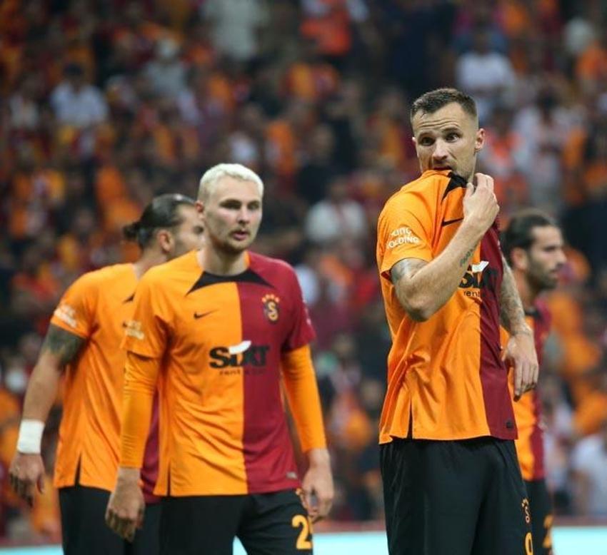 4-0'ın ardından Galatasaray'da ayrılık! İtalyan basını Seferovic'in yeni takımını duyurdu