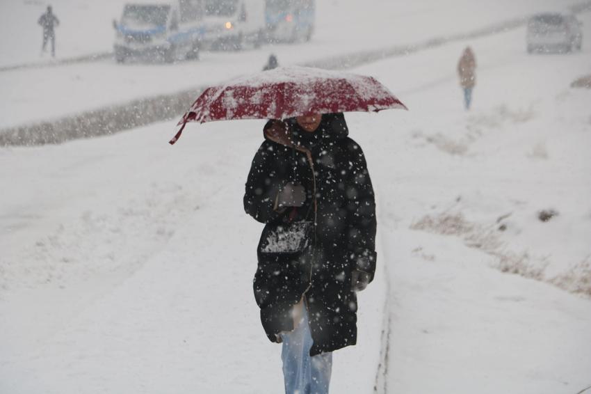 İstanbul'a kar geliyor! Meteoroloji  kar için son dakika tarih verdi, işte il il hava durumu raporu
