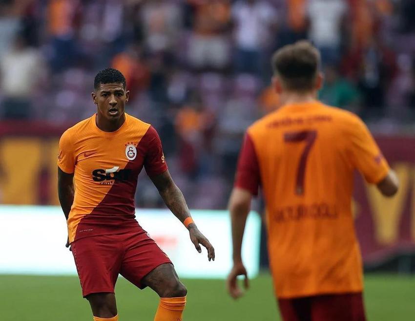 3,5 milyon euro maliyeti vardı! Galatasaray'da ayrılık... 18 yıl önceki kulübüne geri dönüyor