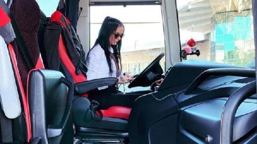 Hosteslikten otobüs kaptanlığına! Emekli olana kadar yapmak istiyorum