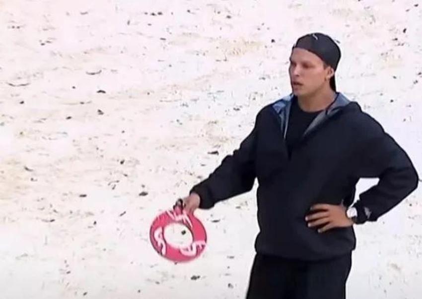 Survivor 2023'te diskalifiyelik hareket! Murat Ceylan'a halka fırlattı
