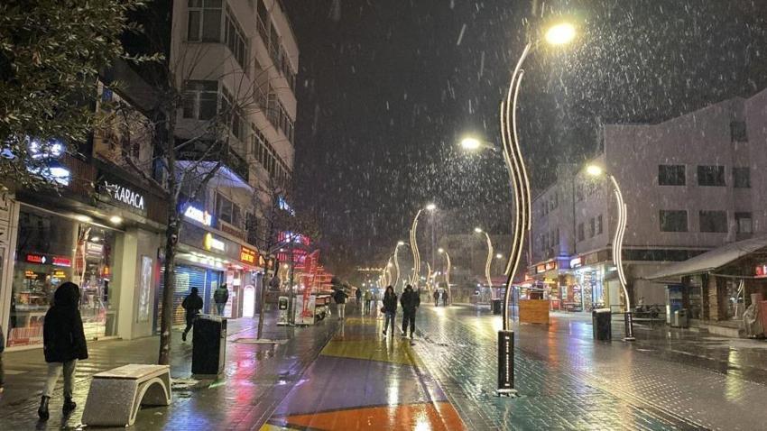 Kar ve soğuk hava dalgası başladı! Meteoroloji son dakika il il duyurdu, haritada böyle göründü