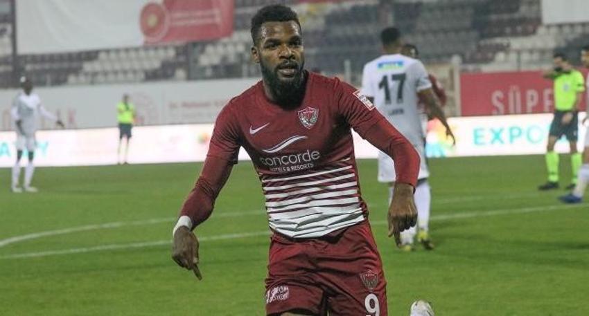 Okan Buruk yeni Demba Ba'yı buldu! Serie A kulübüne teklif