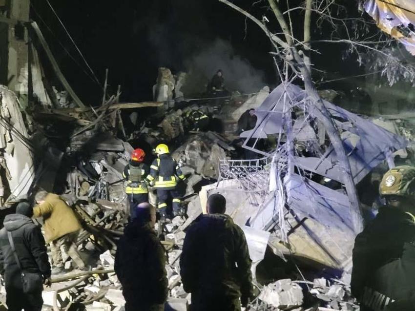 Rusya, Kramatorsk'ta apartmanı vurdu: 3 ölü, 20 yaralı