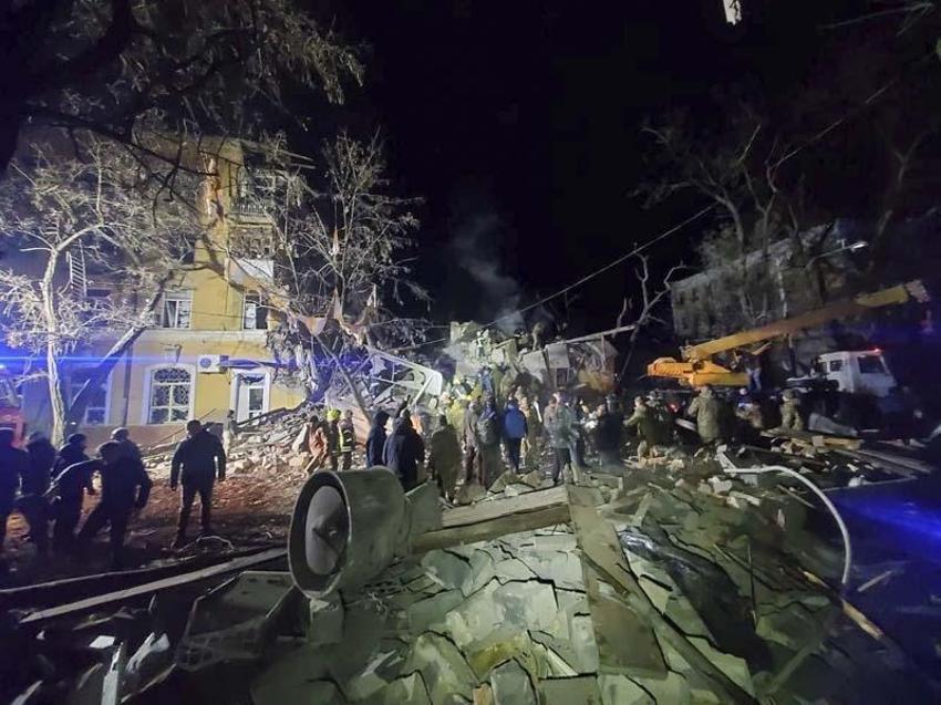 Rusya, Kramatorsk'ta apartmanı vurdu: 3 ölü, 20 yaralı