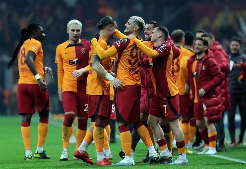 Okan Buruk'tan kesiği yedi! Trabzonspor maçında kenarda oturacak