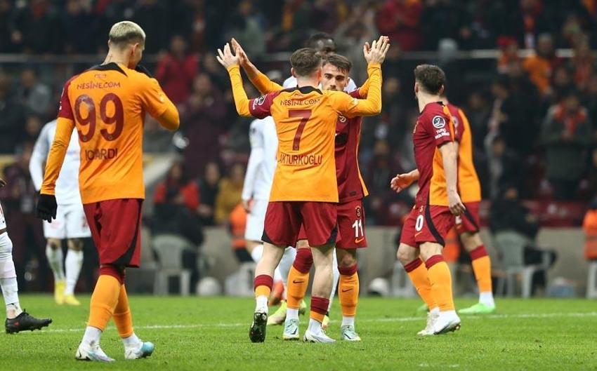 Okan Buruk'tan kesiği yedi! Trabzonspor maçında kenarda oturacak