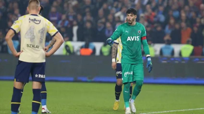 Fenerbahçe'de Altay Bayındır'a Avrupa devi talip! Transfer için 2 aday var