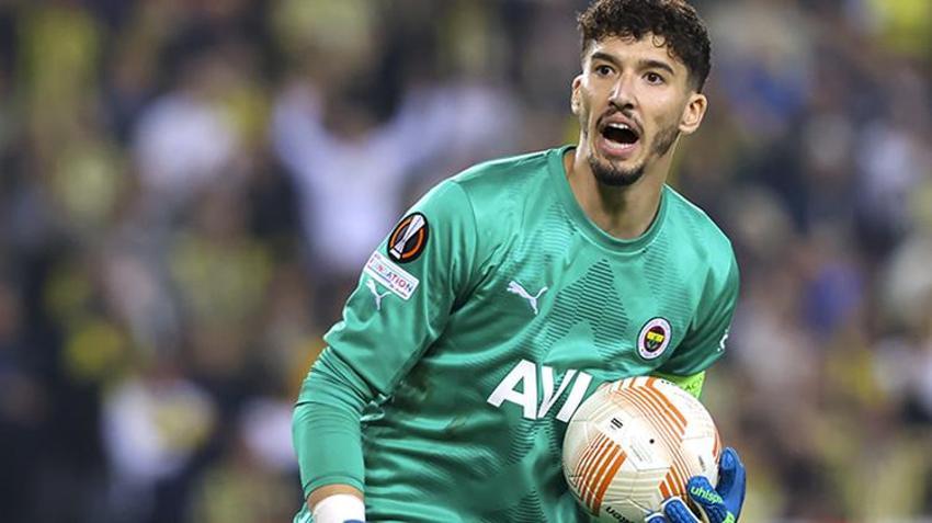 Fenerbahçe'de Altay Bayındır'a Avrupa devi talip! Transfer için 2 aday var