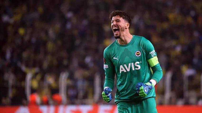 Fenerbahçe'de Altay Bayındır'a Avrupa devi talip! Transfer için 2 aday var