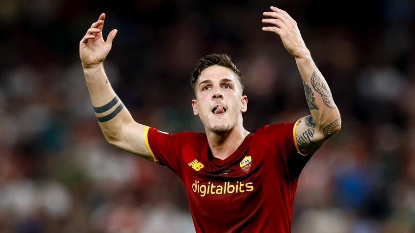 Önce Okan Buruk gözüne kestirdi sonra Jorge Jesus araya girdi! Zaniolo kapışması
