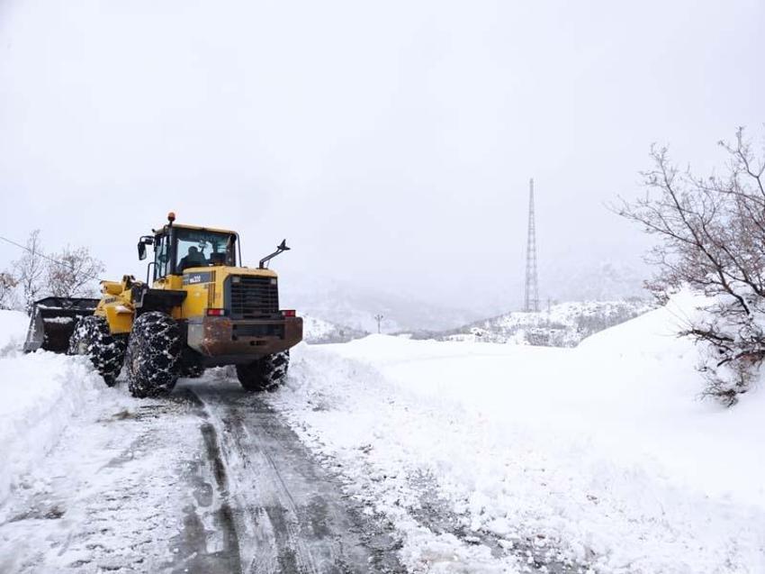 İstanbul'da yoğun kar yağışı! Meteoroloji’den peş peşe uyarılar geldi