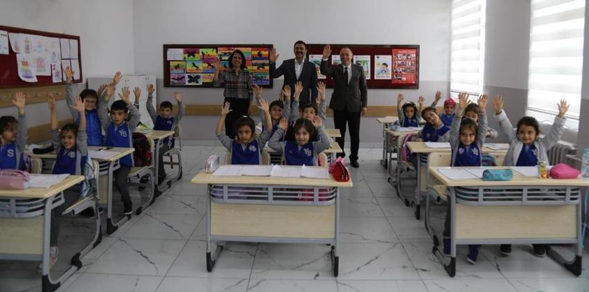 Okullar tatil edildi! Eğitime kar engeli