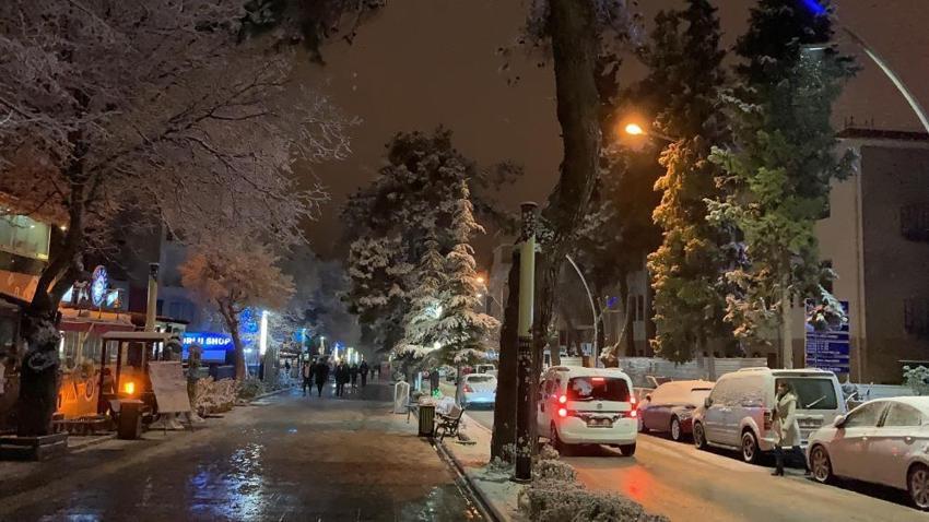 Okullar tatil edildi! Eğitime kar engeli