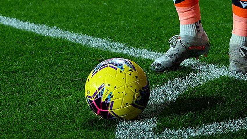 Maçlar iptal mi, ertelendi mi? Süper Lig'de bu hafta maç var mı, deprem nedeniyle Süper Lig maçları ne zaman başlayacak? Bakan Kasapoğlu açıkladı!