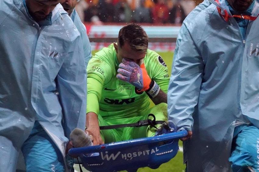 Muslera sakatlandı Galatasaray yeni kalecisini buldu
