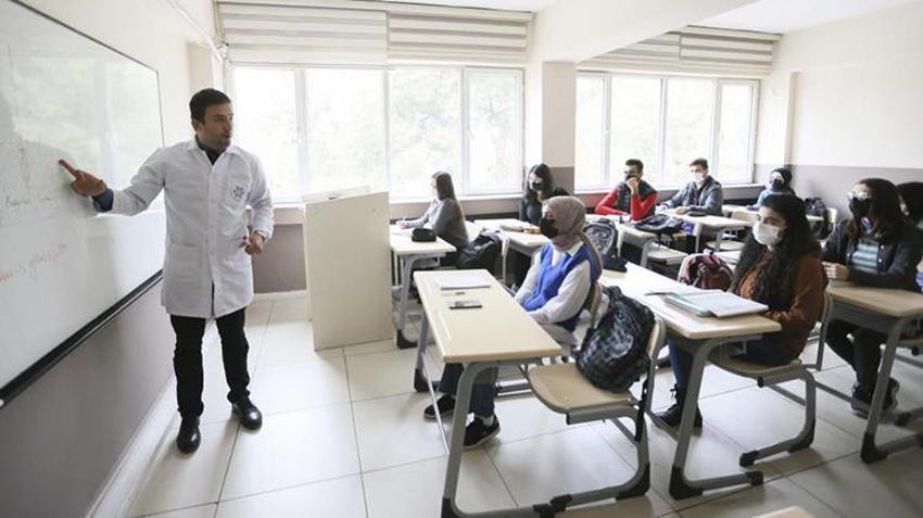 Ara tatil iptal mi? Okullarda ara tatil ne zaman, 2. ara tatil olacak mı, Nisan ara tatili iptal edilecek mi? Öğrencilerin gözü MEB’de! 