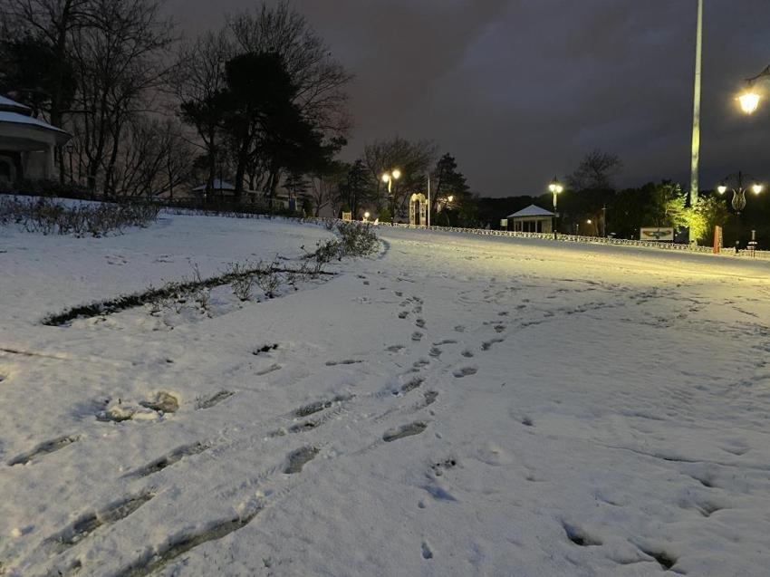 Kuvvetli kar sağanakları geliyor! Meteoroloji il il son dakika duyurdu, 43 il için uyarı