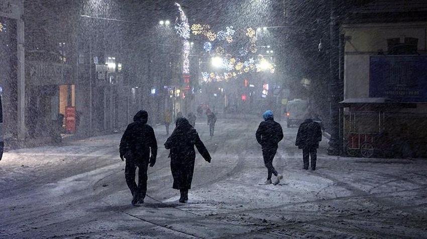Kuvvetli kar sağanakları geliyor! Meteoroloji il il son dakika duyurdu, 43 il için uyarı