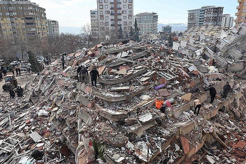Dünya bu kare karşısında gözyaşlarını tutamadı! Acı dolu bekleyiş