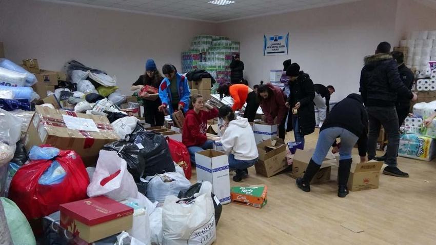İşte Depremzedelerin yanında olmak için adım adım yardım rehberi
