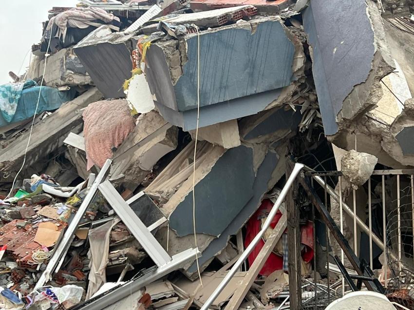 Dünyanın gördüğü en büyük felaketlerden biri! İşte depremde yıkımı büyüten sebepler