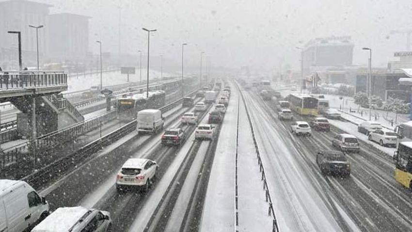 Şiddetli kar yağışı ve kar sağanakları başladı! Meteoroloji'den son dakika uyarısı, devam edecek