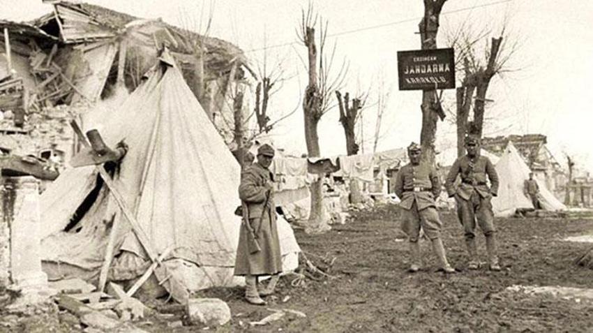 Erzincan depreminde kaç kişi öldü, yaralandı? 1939 Erzincan depremi kaç şiddetinde oldu, büyüklüğü neydi, hangi iller etkilendi, Erzincan depremi kaç saniye sürdü?
