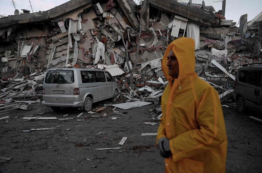 Yeni kar yağışı ve fırtına uyarısı! Meteoroloji son dakika il il duyurdu, sıcaklık eksi 7'ye düşecek