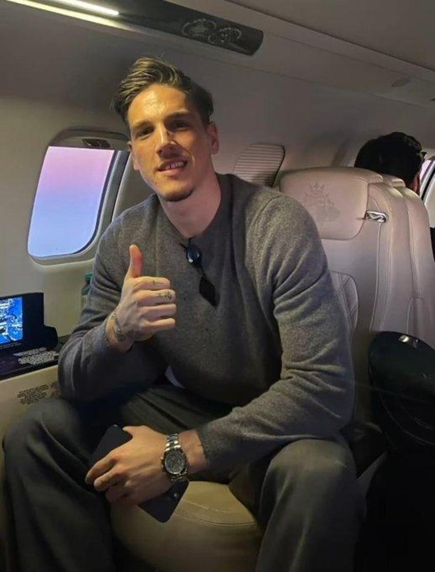 Zaniolo Galatasaray'a imza attı depremzedeler için yaptığı yardım takdir topladı