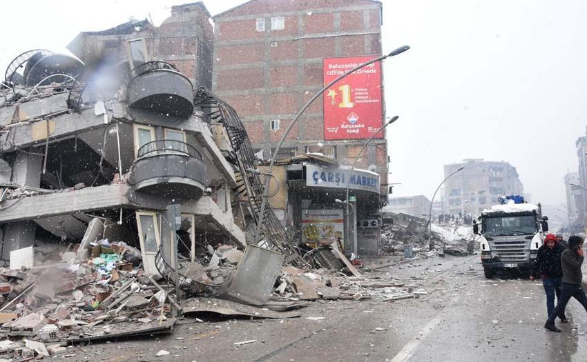 Görür'den korkutan deprem uyarısı!