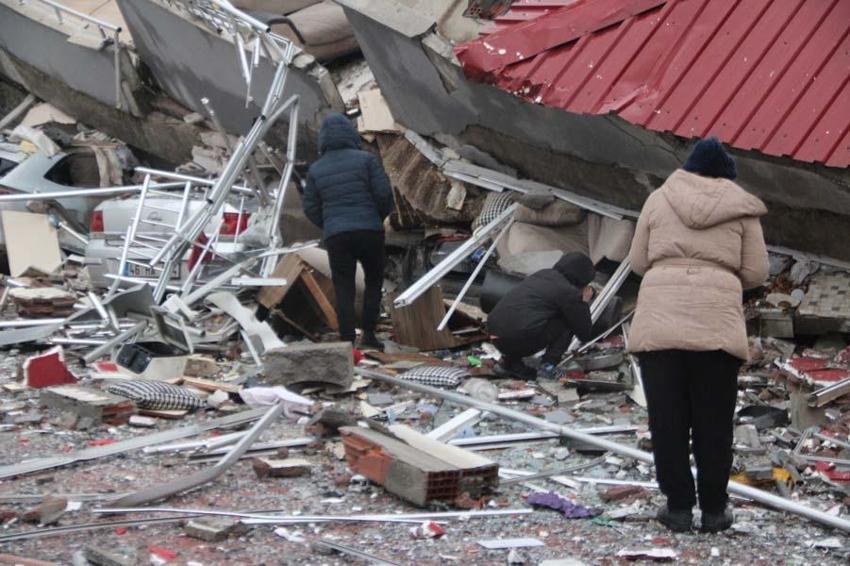 Türkiye depremi dünyada manşet oldu! Hasarın boyutu çok büyük