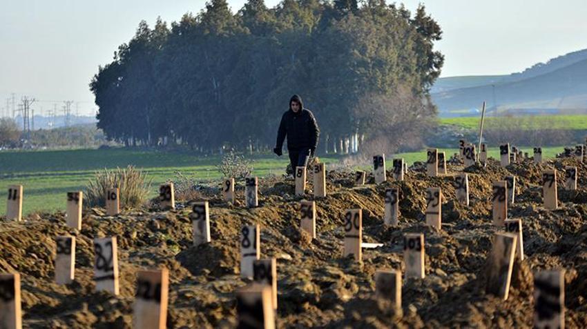 Sözün bittiği yer! Hatay'da 'deprem mezarlığı' görüntülendi