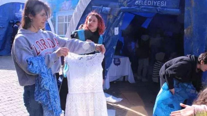 Depremzedelere yollanan bazı eşyalar çileden çıkardı! 'Takma kirpik yollayan var'