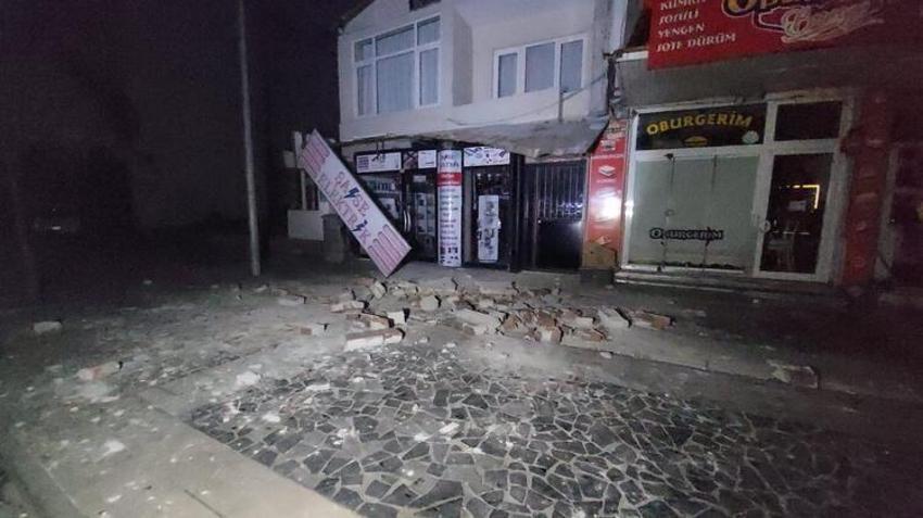 Düzce Gölyaka depremi ne zaman oldu, ne kadar sürdü? Gölyaka depreminde kaç kişi öldü, Düzce Gölyaka depremi nerelerde hissedildi? 