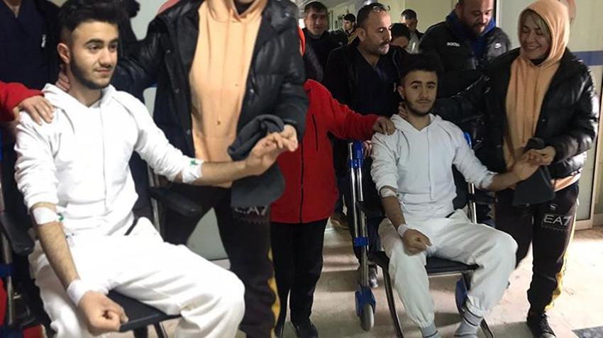 17 yaşındaki Adnan enkaz altındaki 94 saati anlattı: Onların sesi bana geliyor benimkisi gitmiyordu