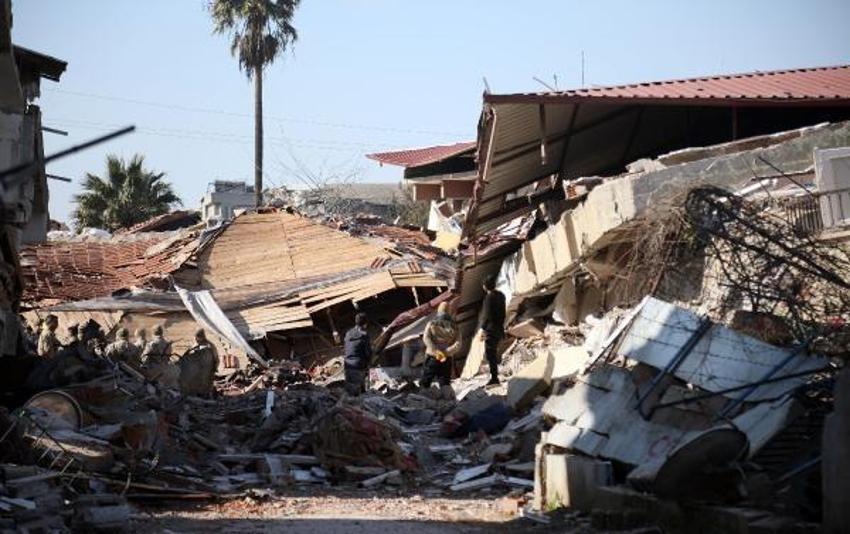 18 bin nüfuslu mahallede sağlam bina kalmadı